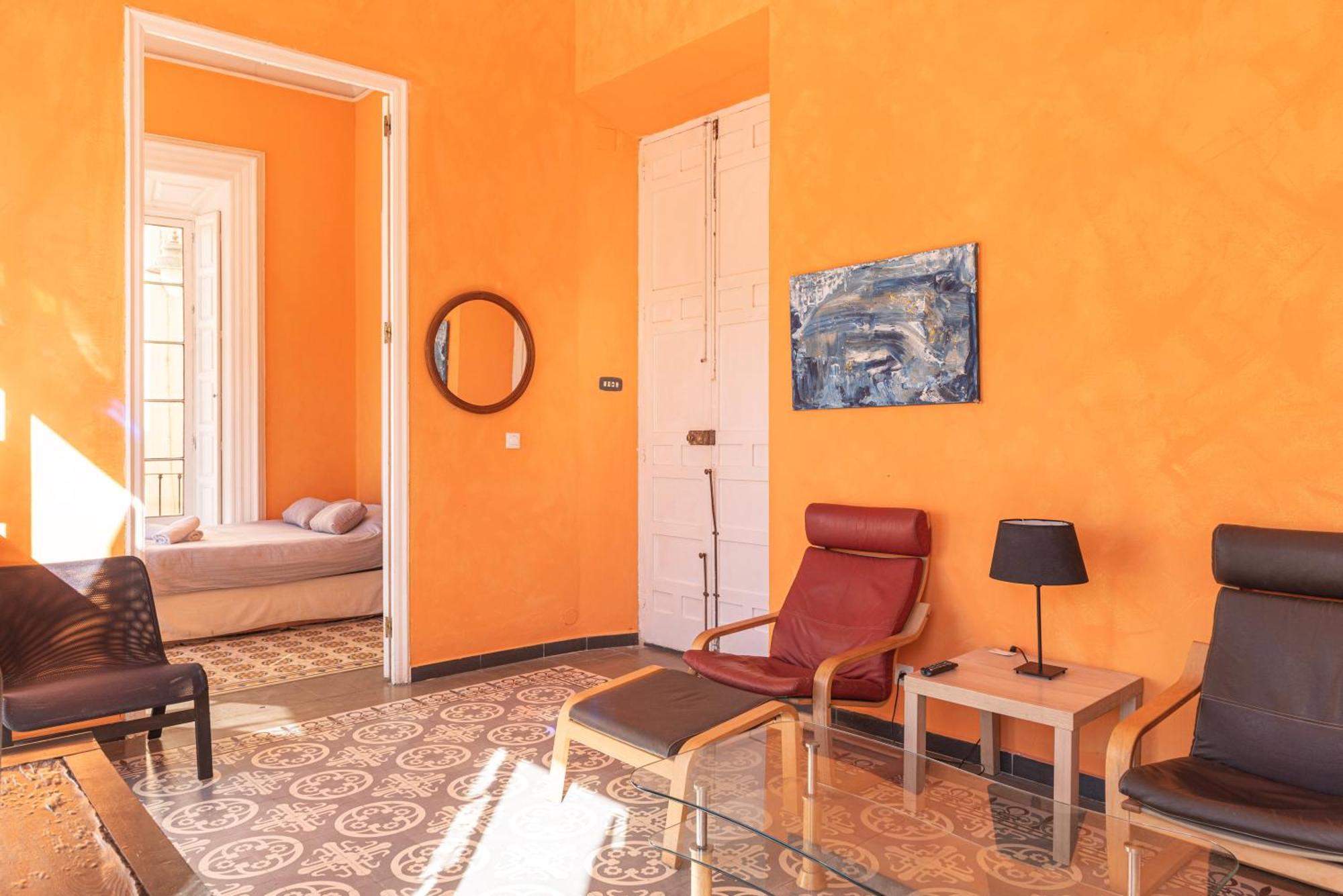 Private Rooms In Historic Building On The Square Málaga Esterno foto
